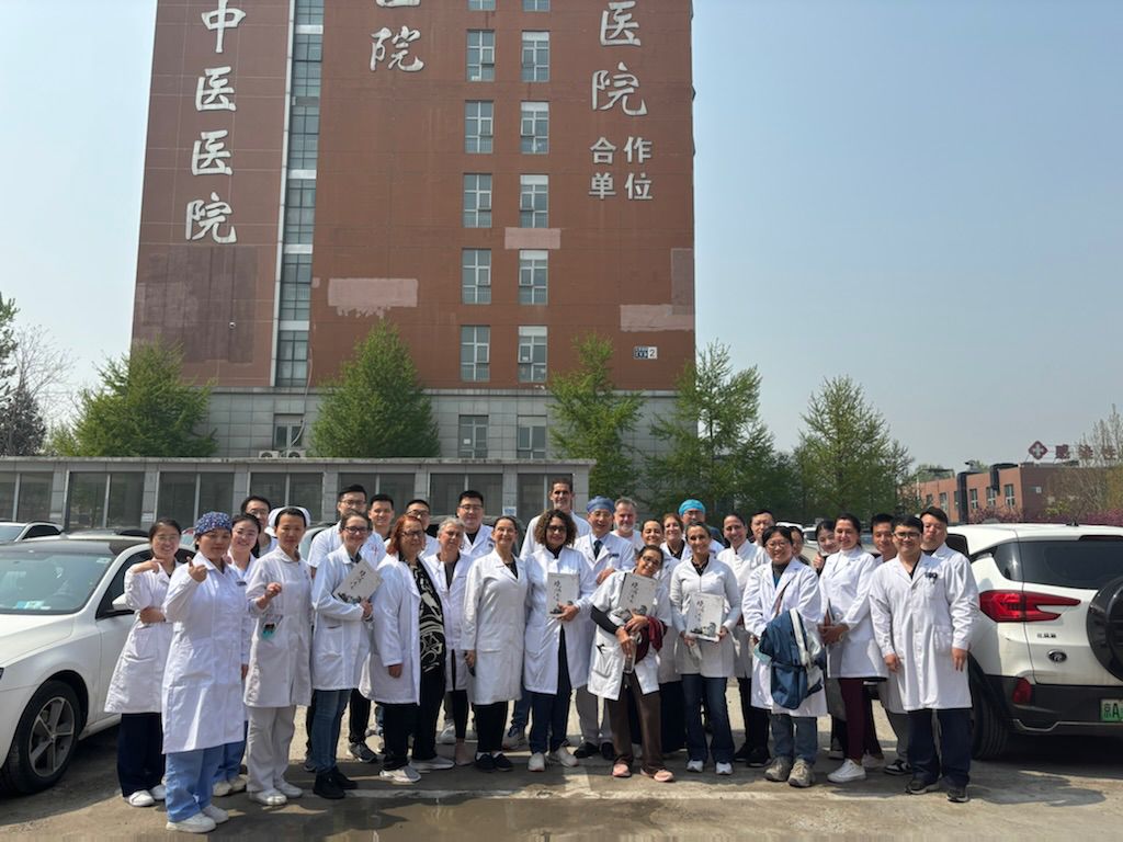Grupo em atividade na China